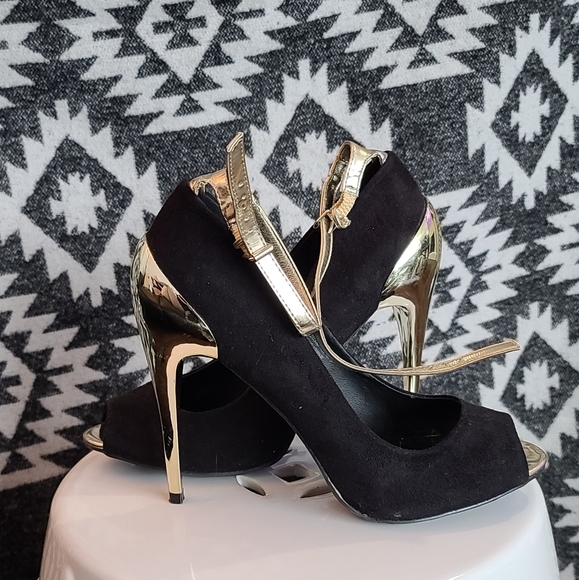 Preloved Suede Strappy Peeptoe Stillettos - Picture 1 of 4
